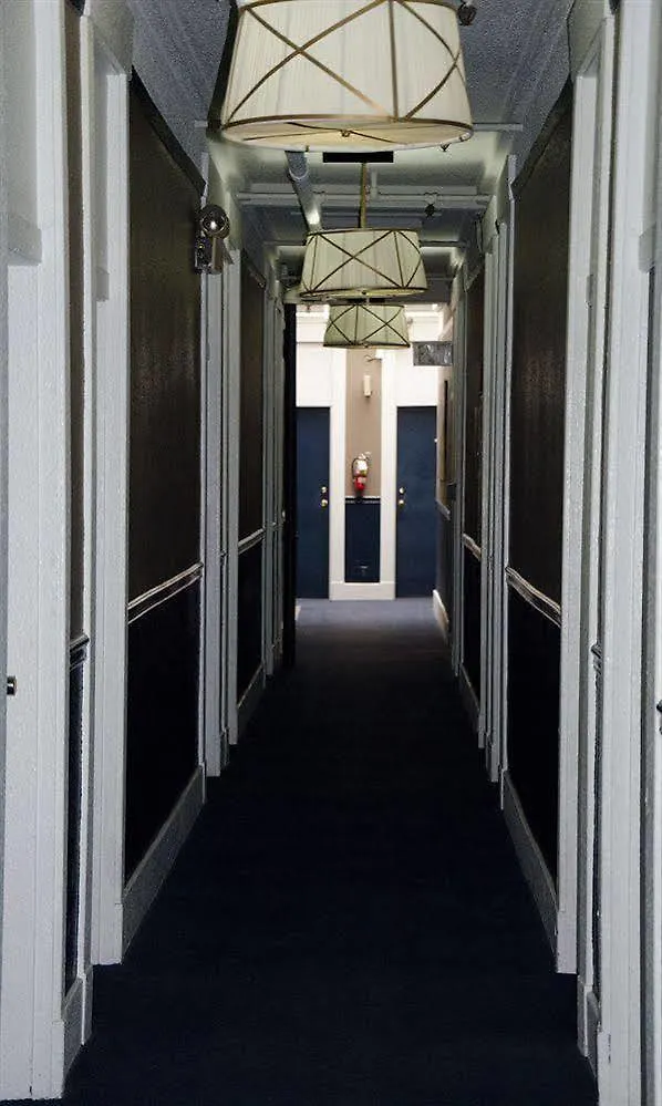 Auberge de jeunesse Hotel Ambassador Vancouver Canada